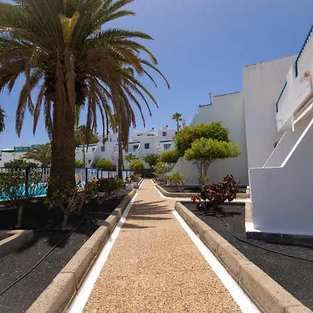 Atalaya Ground Floor Poolside * Puerto del Carmen (Lanzarote)