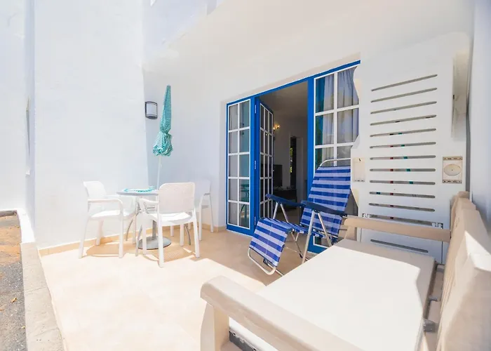 Atalaya Ground Floor Poolside Apartment