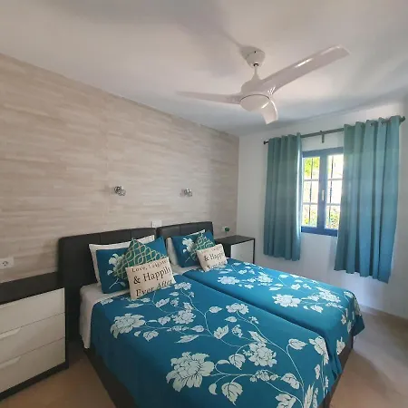 Lägenhet Atalaya Ground Floor Poolside *